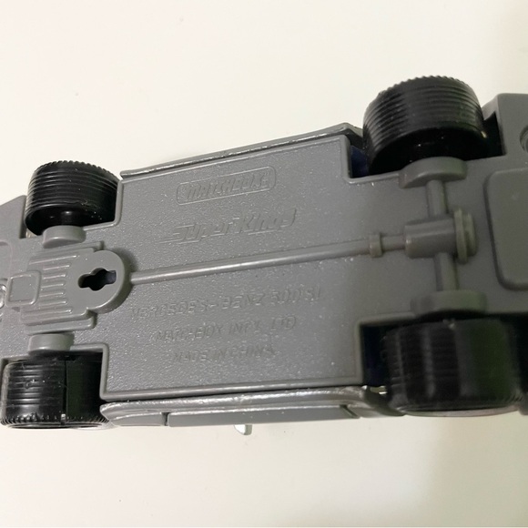 Matchbox Super Kings Mercedes Benz 500 SL - Picture 10 of 10